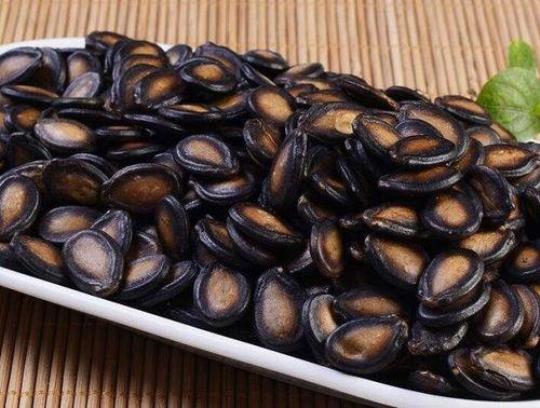 西瓜子的功效与作用及禁忌