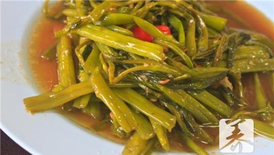 炒空心菜为什么会变黑