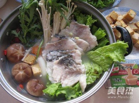 涮鱼火锅的做法
