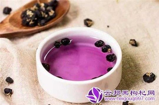 黑枸杞可以和菊花一起泡吗