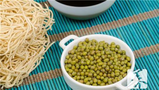 绿豆汤用冰糖还是白糖