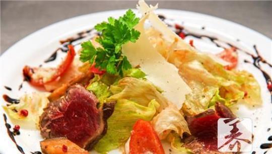 潮汕包菜炒饭做法