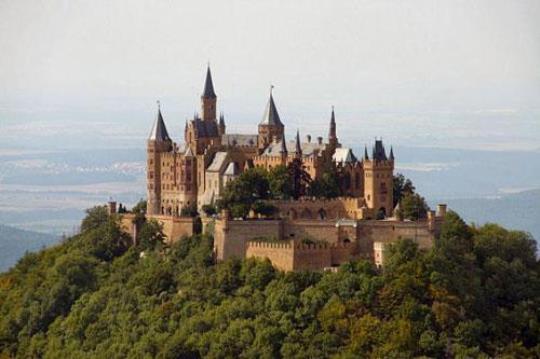 世界公认的十大顶级城堡？
