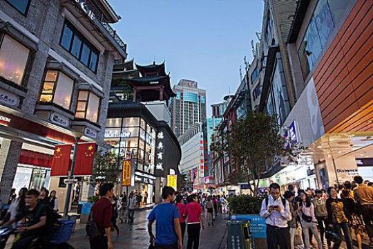 深圳东门有哪几条街好逛的？