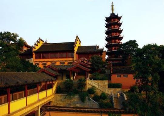 南京寺院有哪些值得一游的？