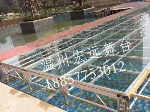 关于描写玻璃舞台的唯美句子大全 关于描写玻璃桥景色的小作文有哪些