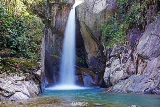 探秘龙潭飞瀑――感受自然风光的美丽与神秘